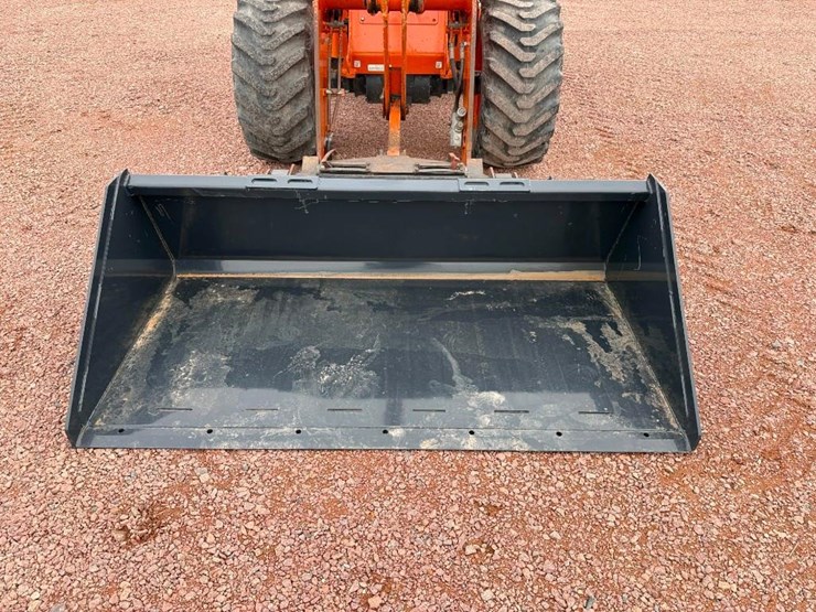 2021-hitachi-zw50-5b-image-29