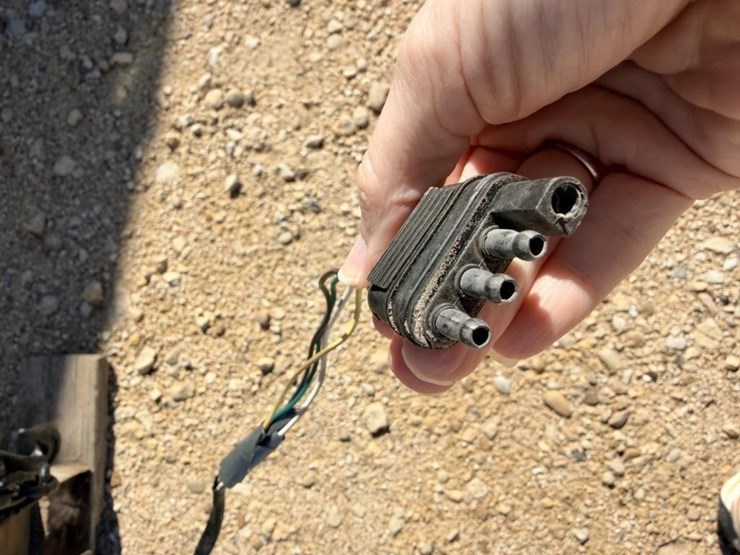 l3---1983-basstracker-boat-image-4