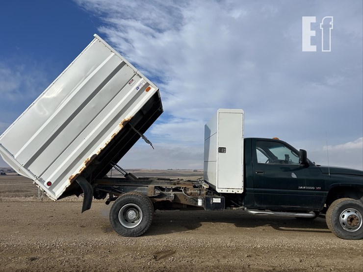 2001-dodge-ram-3500-image-47