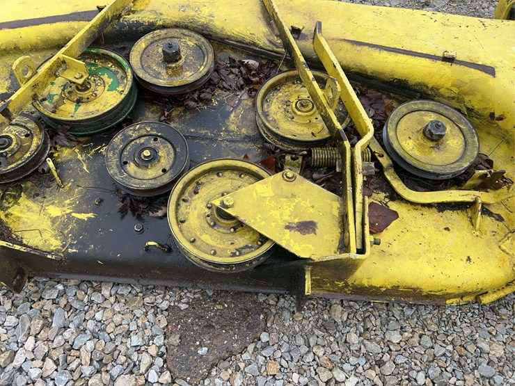 john-deere-72-image-9