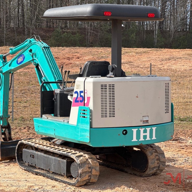 IHI 25GX2 MINI EXCAVATOR