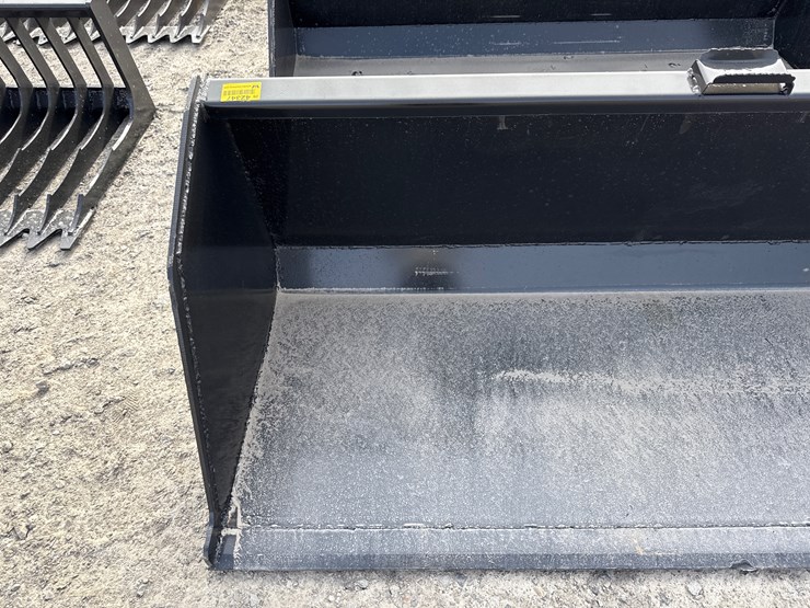 #2093-•-unused-84"-skid-steer-snow/litter-bucket-inv#-42347-image-8