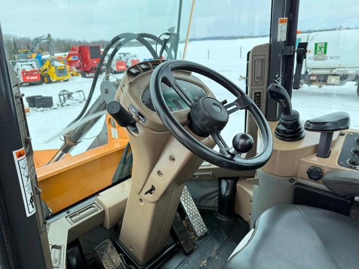 case-521d-xt-image-49