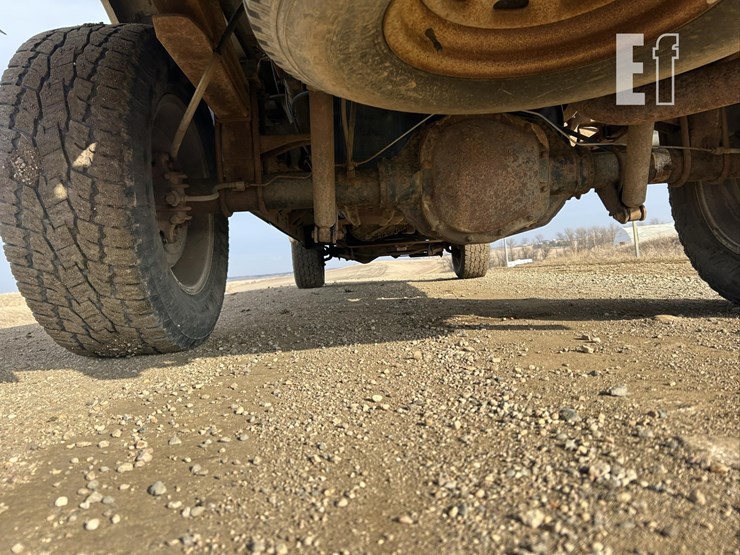 2001-ford-f350-xl-image-27