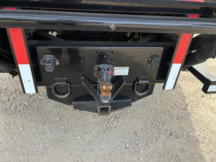 2016-ford-f550-xlt-image-6