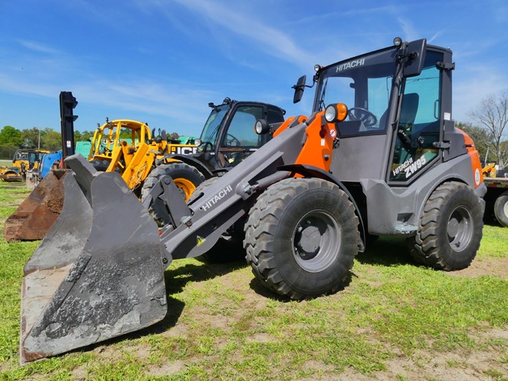 hitachi-zw95-image-1