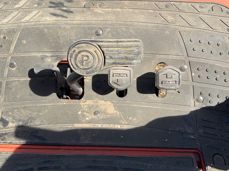 kubota-zd1211-image-7