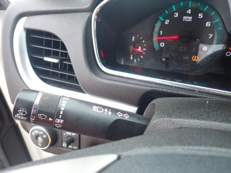 2015-chevrolet-traverse-image-20