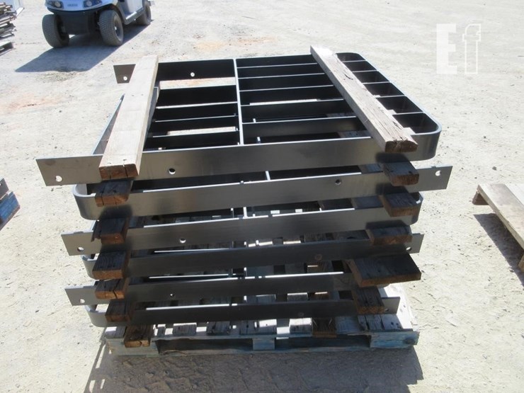 (6)-38"-fork-cages-image-2