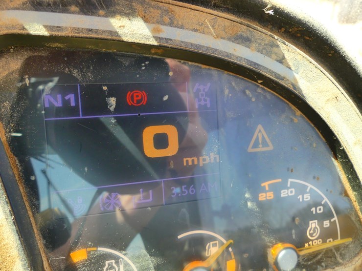 2015-jcb-536-60-image-13