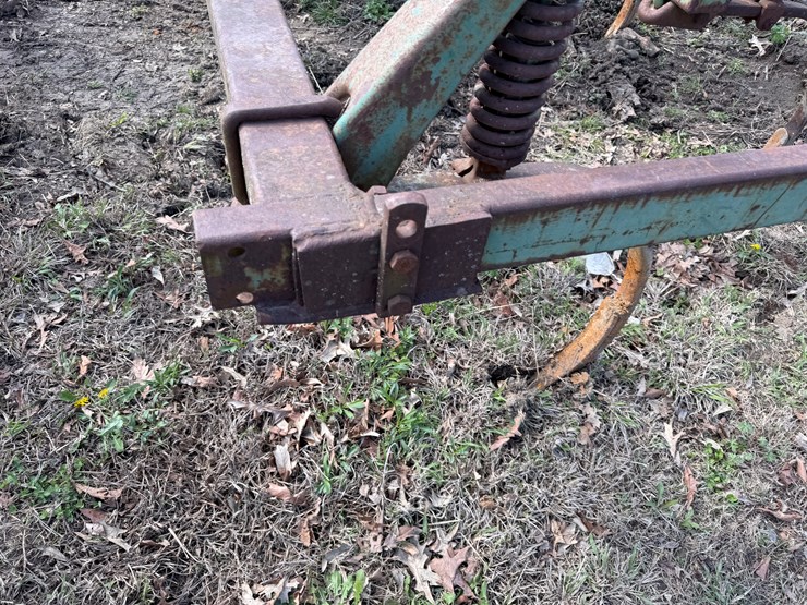 john-deere-17-image-12