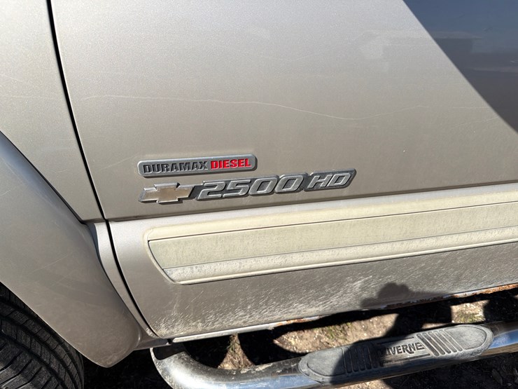 chevrolet-2500hd-image-3