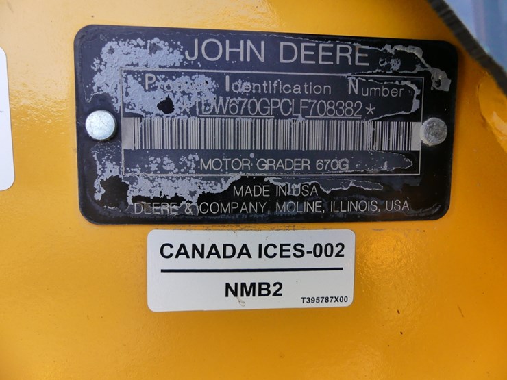 2020-deere-670gp-image-22