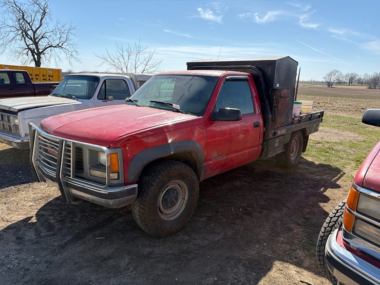 1995-gmc-3500-image-16