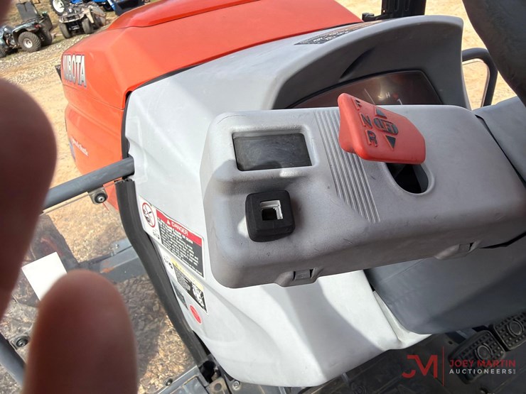 kubota-m6s-111d-image-20