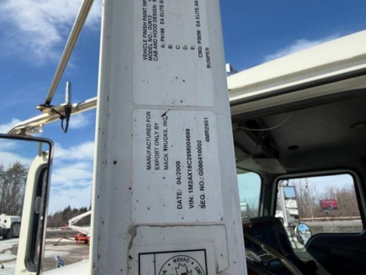 2009-mack-granite-gu813-image-10