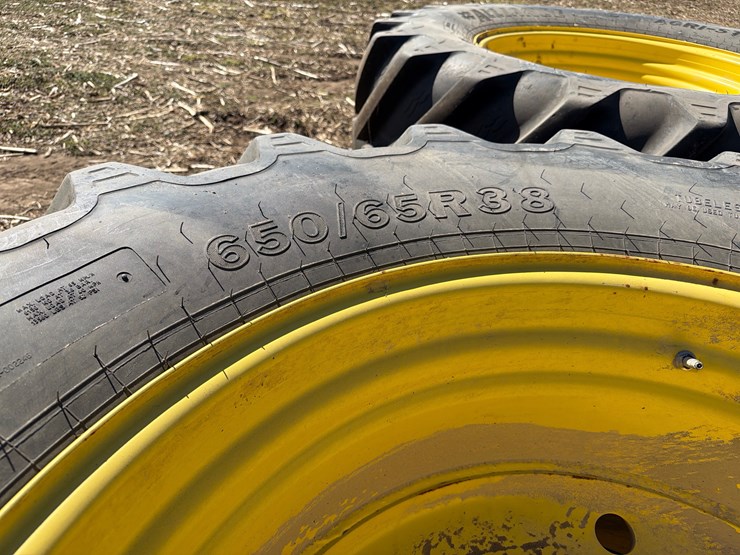 deere-tires-image-3