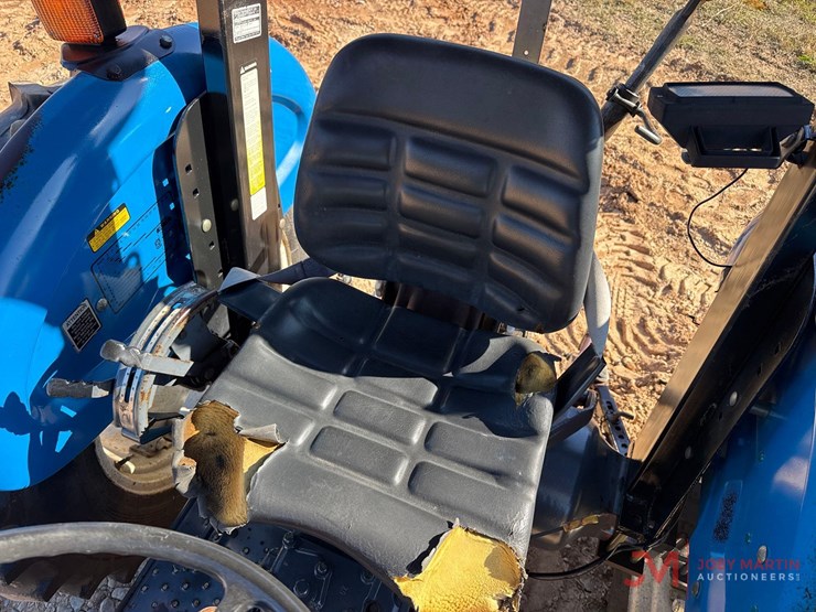 new-holland-3930-image-14