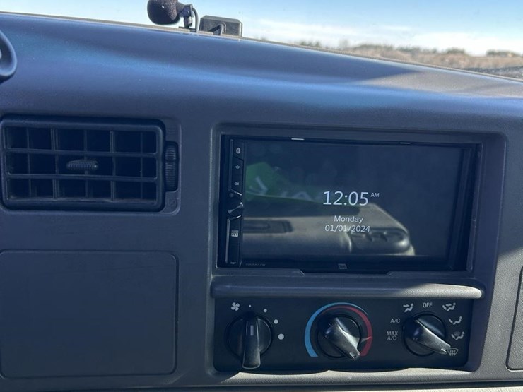 1999-ford-f250-xlt-image-12