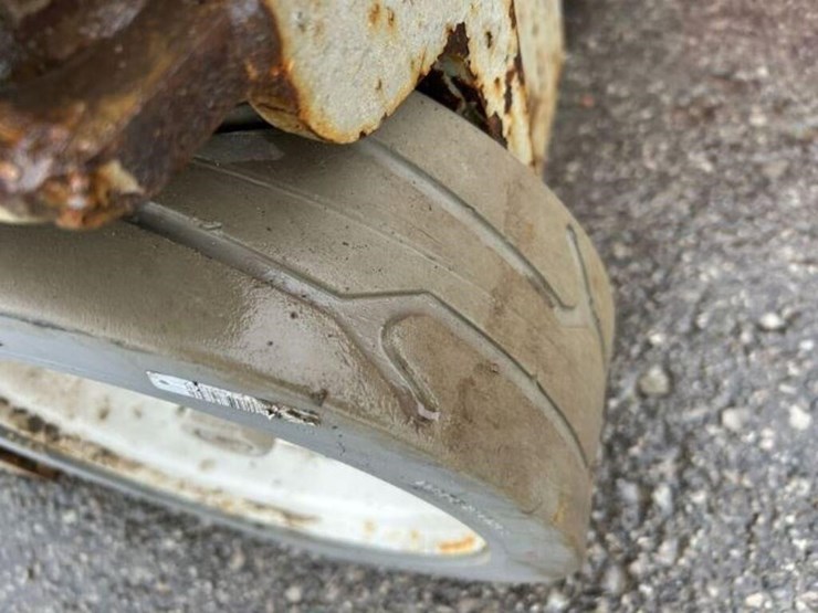 2009-skyjack-sjiii3219-image-18