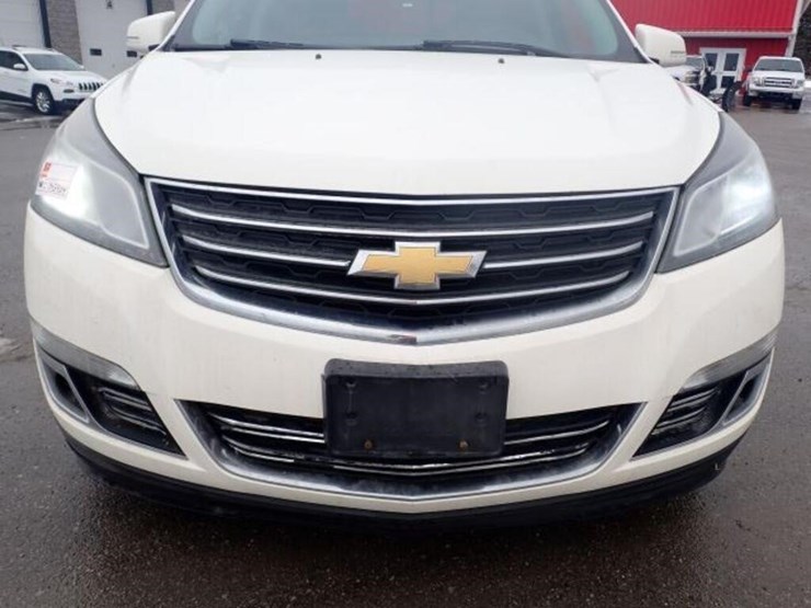 2015-chevrolet-traverse-image-69