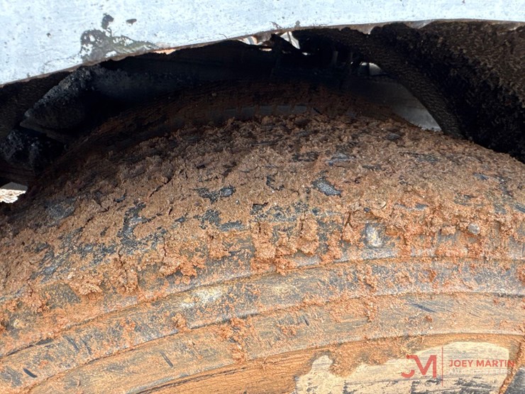 2000-international-4700-image-11