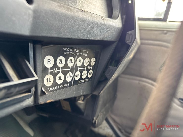 2000-international-4700-image-21