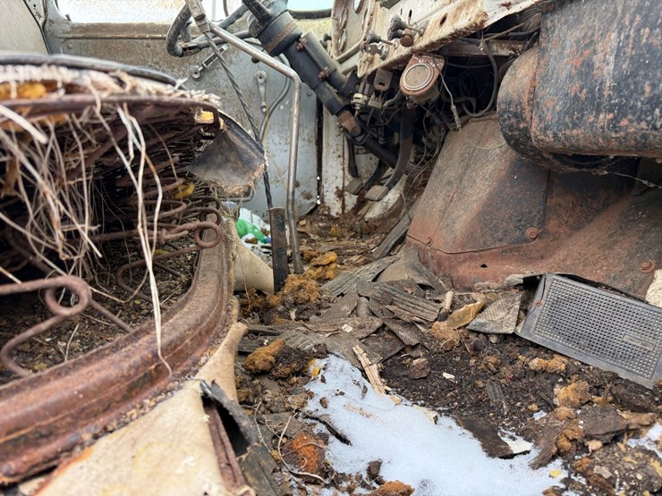 1965-dodge-600-image-21