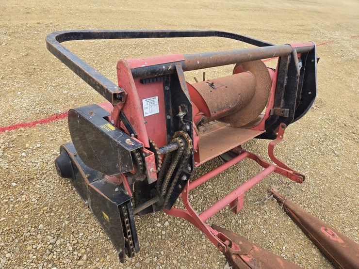 #7939-•-new-idea-pull-type-chopper-w/-2-row-30"-corn-head-image-5
