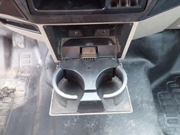 2010-ford-f250-image-18