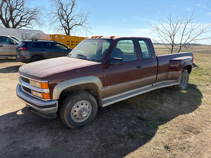 chevrolet-3500-image-16