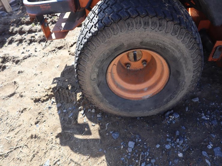 scag-superz-zero-turn-mower-image-8