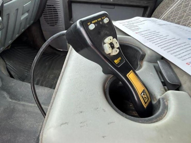 2011-ford-f350-image-21