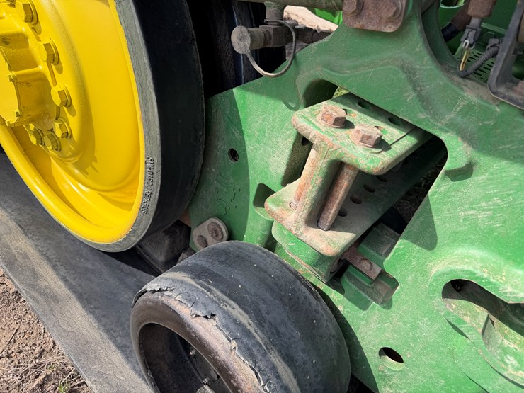 john-deere-8320rt-image-12