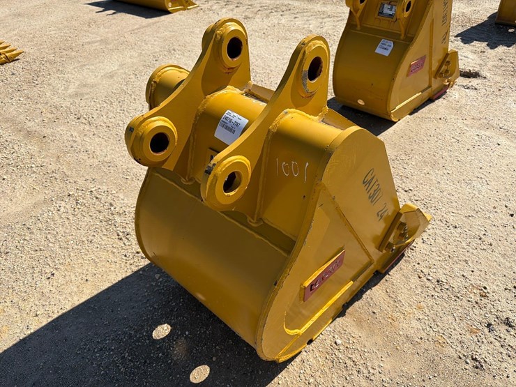 caterpillar-307-image-3