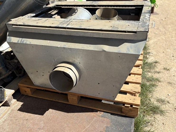 unused-gas-fireplace-insert-image-2