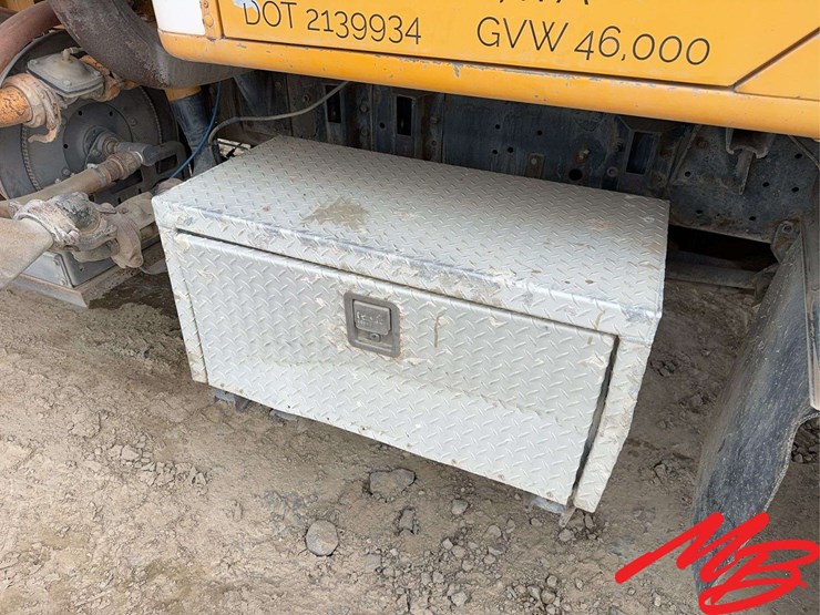 1985-international-s2500-image-7