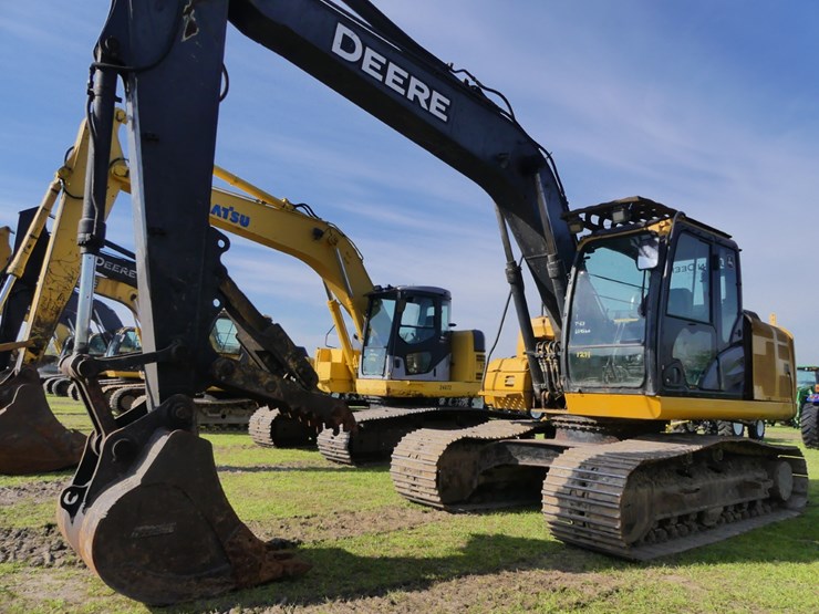 2012-deere-160g-image-2