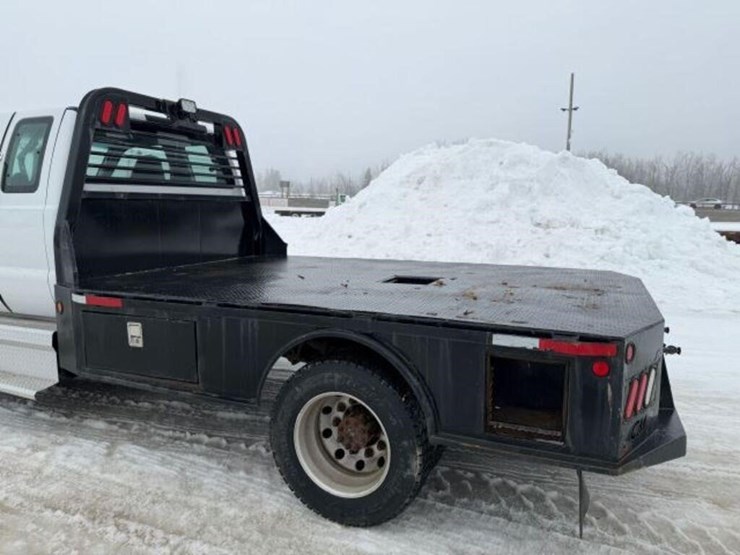 2009-ford-f650-xlt-image-23