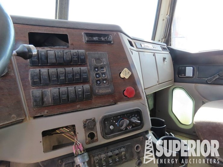 2014-western-star-4900-image-8