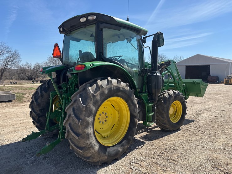 john-deere-6110r-image-18