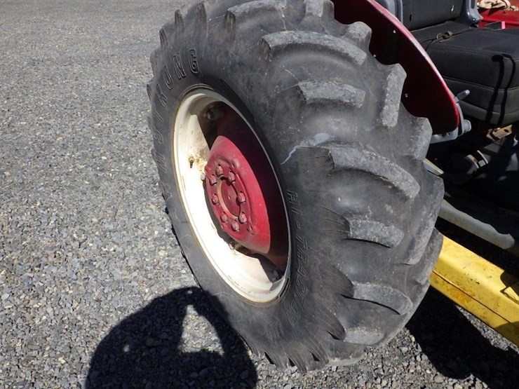 massey-ferguson-32-image-19