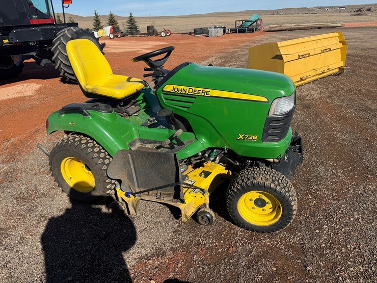 john-deere-x728-image-4