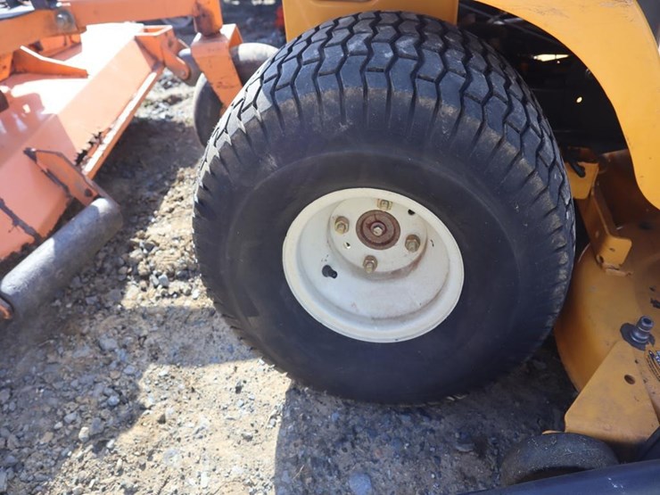 cub-cadet-lt1045-image-10