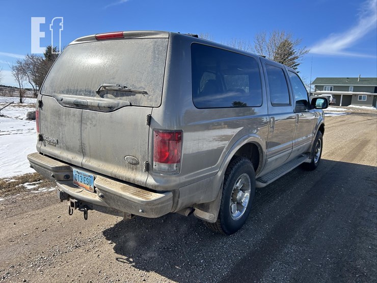 2003-ford-excursion-image-5