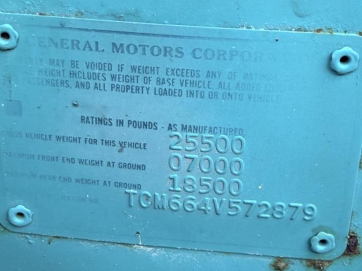 l2---1974-gmc-6500-grain-truck-image-7