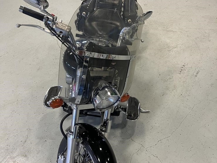 2001-yamaha-xvs1100-image-6