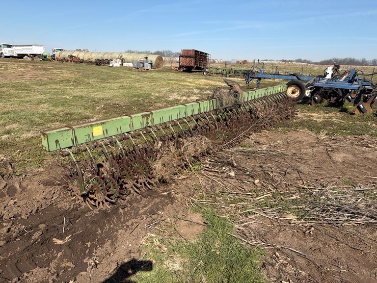 john-deere-400-image-4