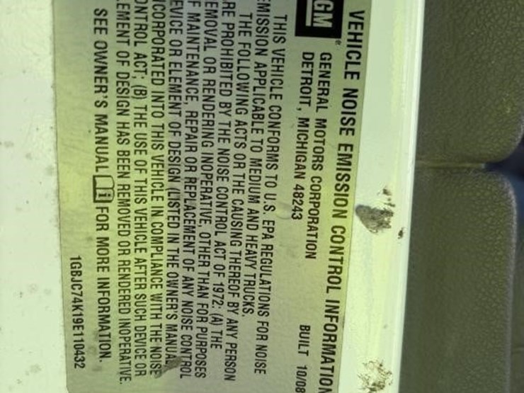 2009-chevrolet-silverado-3500hd-image-16