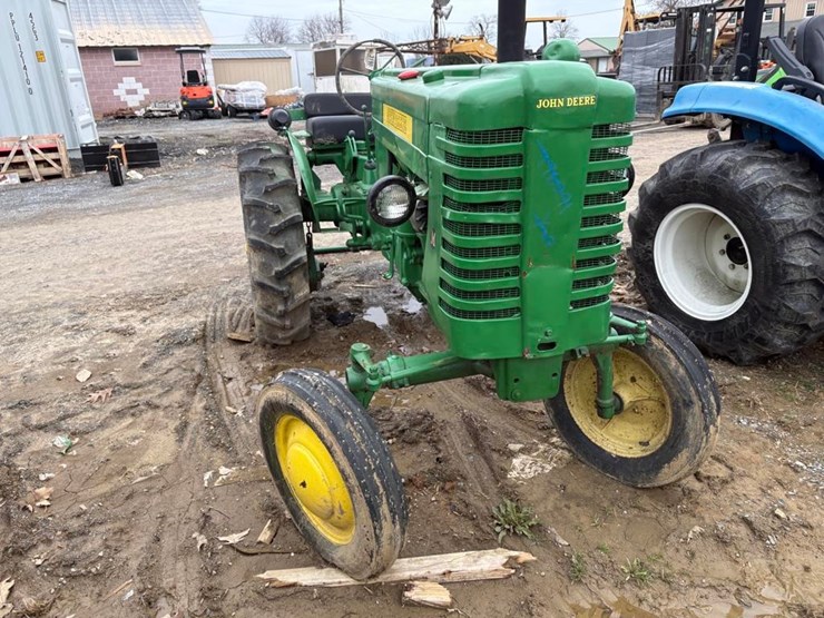 john-deere-m-image-3